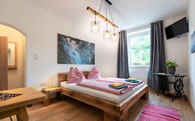 Aos Guesthouse